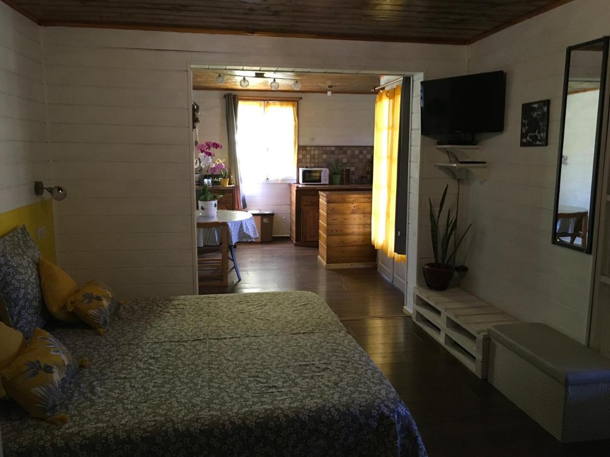 Bed and Breakfast Ti Kaz Hoareau Salazie Esterno foto
