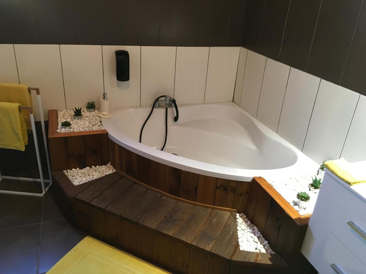 Bed and Breakfast Ti Kaz Hoareau Salazie Esterno foto